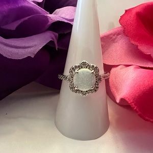 Size 8 Moon Stone .925 Sterling Silver